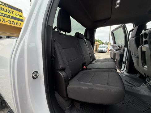 Used 2023 Chevrolet Silverado 2500 LT AWD/4WD image 22