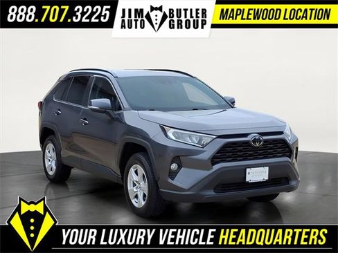 Used 2020 Toyota RAV4 XLE image 6