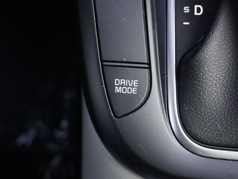 Certified 2025 Kia Soul LX w/ LX Technology Package image 46