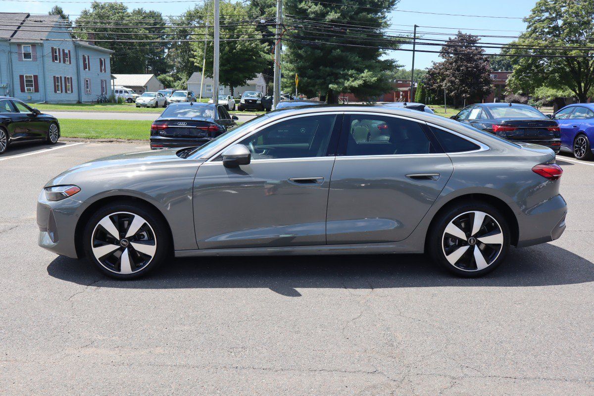 Used 2025 Audi A5 2.0T Premium Plus w/ Premium Plus AWD/4WD image 8