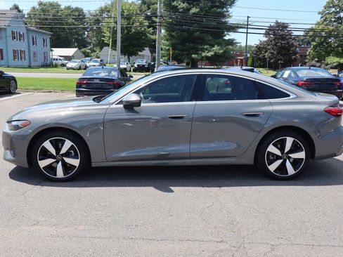 Used 2025 Audi A5 2.0T Premium Plus w/ Premium Plus AWD/4WD image 8