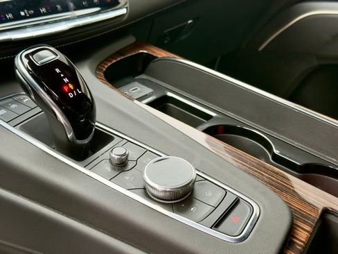 Used 2021 Cadillac Escalade ESV Premium Luxury w/ Driver Assist Tech Package image 8