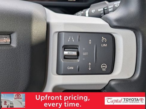 Used 2025 Land Rover Defender 110 S AWD/4WD image 17
