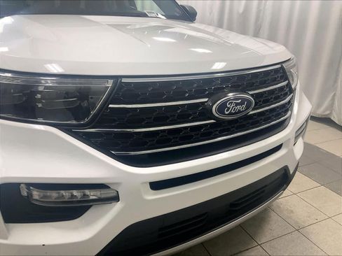 Used 2023 Ford Explorer XLT w/ Equipment Group 202A image 31