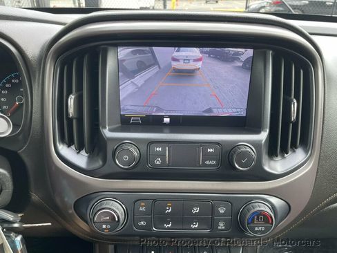 Used 2022 GMC Canyon AT4 w/ Trailering Package AWD/4WD image 15