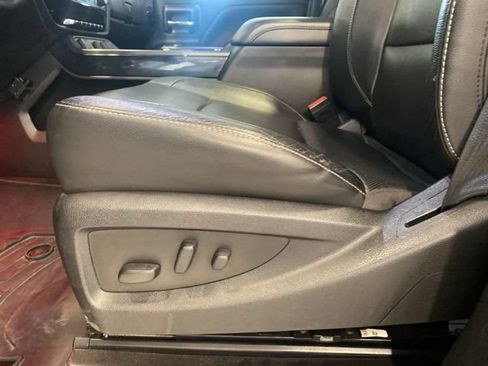 Certified 2018 GMC Sierra 2500 SLT w/ Duramax Plus Package AWD/4WD image 26