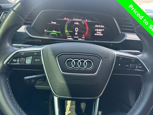 Used 2024 Audi Q8 e-tron Premium AWD/4WD image 30
