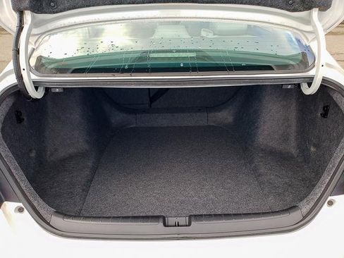 Used 2020 Honda Accord Touring image 25