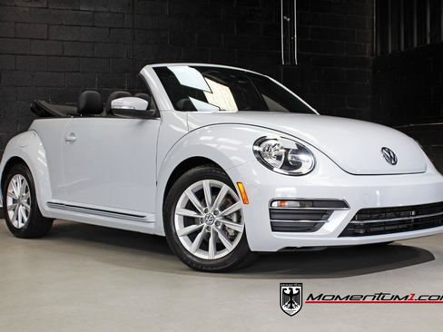 Used 2018 Volkswagen Beetle 2.0T SE FWD image 1