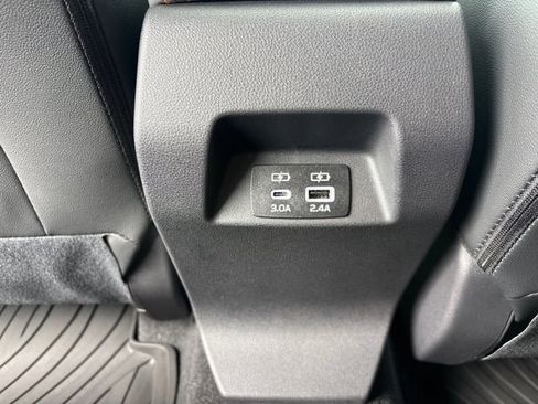 New 2026 Subaru Crosstrek 2.5i Limited w/ Crosstrek Mirror Package AWD/4WD image 92