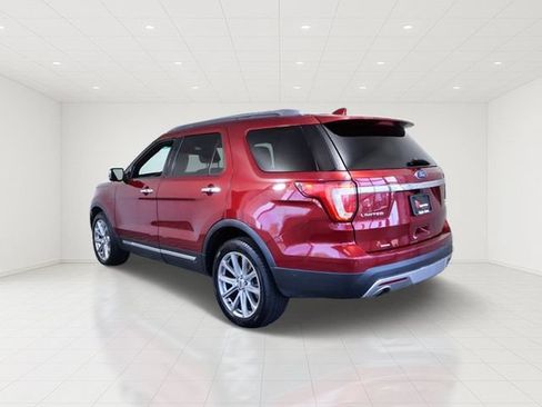 Used 2016 Ford Explorer Limited w/ Equipment Group 301A AWD/4WD image 4