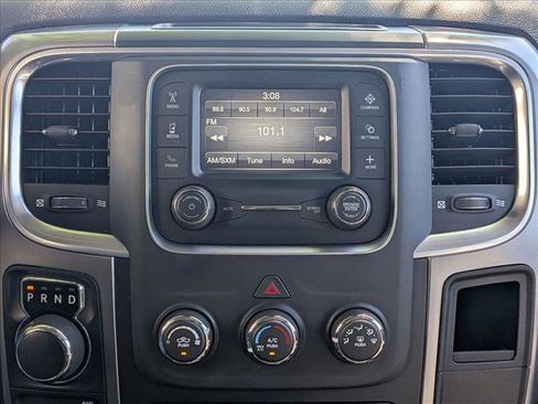 Used 2021 RAM 1500 Classic SLT AWD/4WD image 13