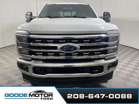 Certified 2024 Ford F250 Lariat image 3