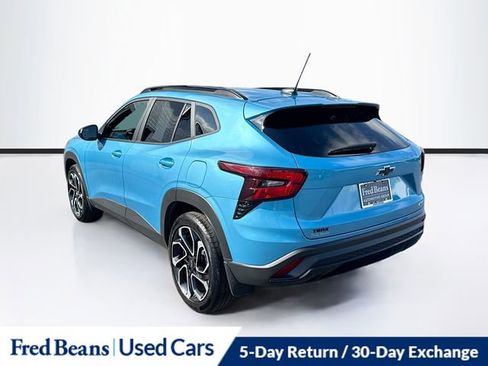 Used 2025 Chevrolet Trax RS w/ Driver Confidence Package FWD image 5