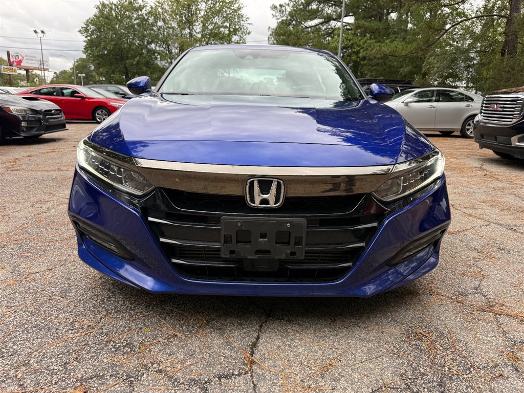 Used 2018 Honda Accord Sport image 2
