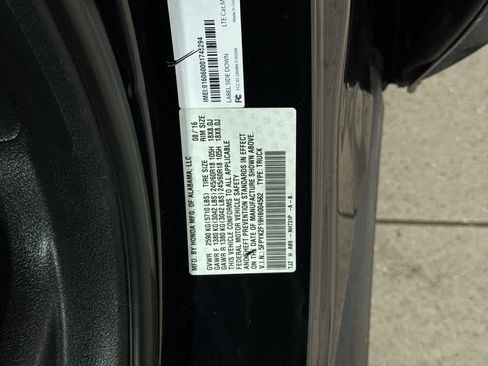 Used 2017 Honda Ridgeline Sport image 14
