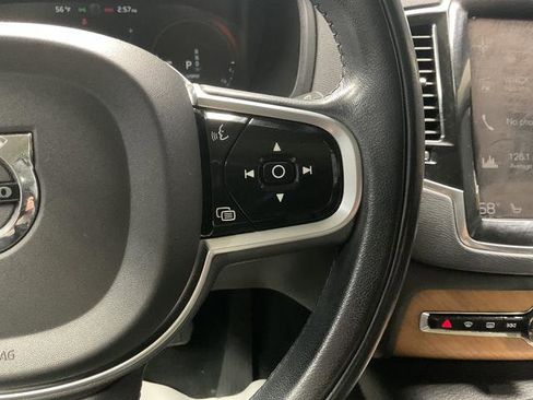 Used 2022 Volvo XC90 T8 Inscription Expression w/ Advanced Package image 22