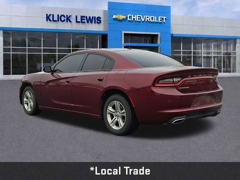 Used 2019 Dodge Charger SXT w/ Leather Interior Group image 5