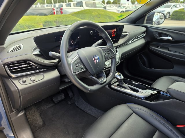 Used 2025 Buick Envista Sport Touring w/ Experience Buick Package FWD image 14