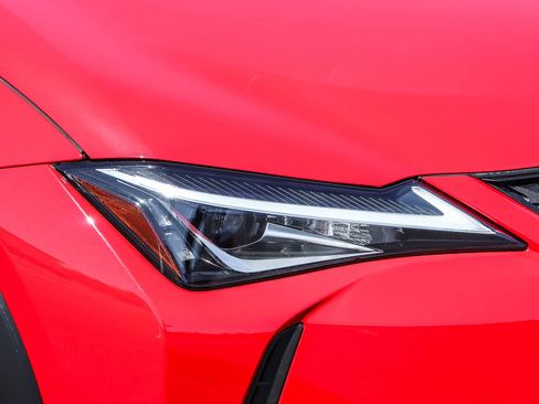 Used 2019 Lexus UX 250h AWD/4WD image 12