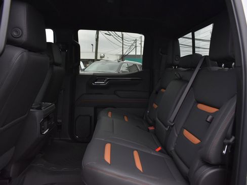New 2026 GMC Sierra 1500 AT4 w/ Technology Package image 17