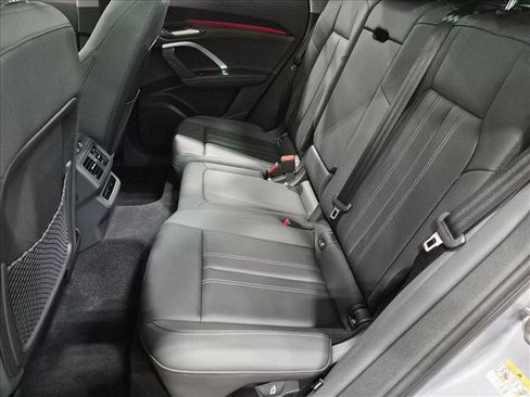 Used 2025 Audi Q5 Premium AWD/4WD image 20