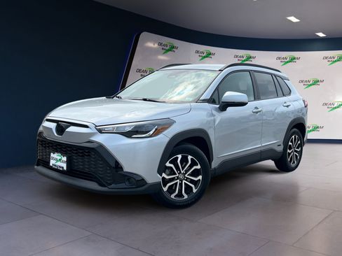 Used 2024 Toyota Corolla Cross AWD Hybrid image 3