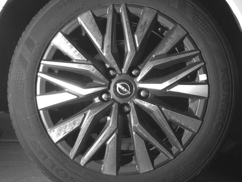 Used 2025 Nissan Altima 2.5 SV image 15