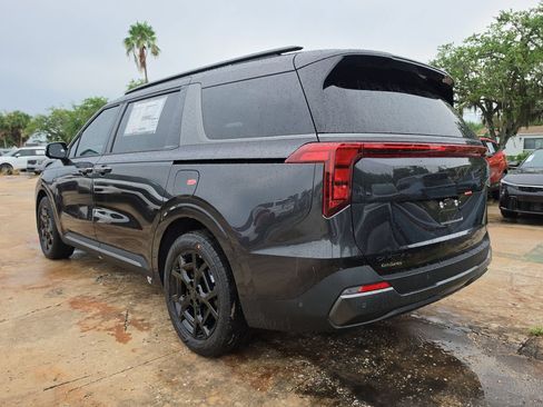 New 2026 Kia Carnival SX w/ SX Dark Edition Package FWD image 6