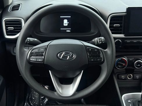 Used 2023 Hyundai Venue SE w/ Cargo Package image 28