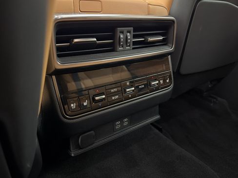 Used 2024 Lexus LX 600 4WD w/ Appearance Package image 34