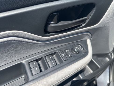 Certified 2023 Honda Odyssey EX image 16