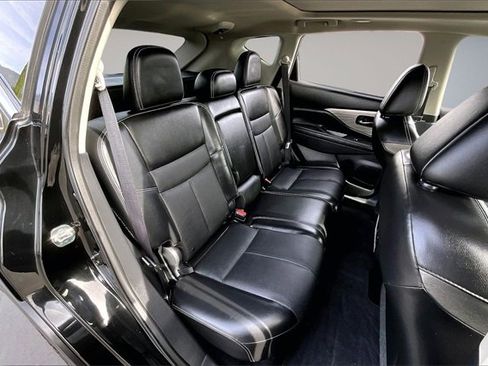 Certified 2017 Nissan Murano Platinum w/ Platinum Technology Package image 25