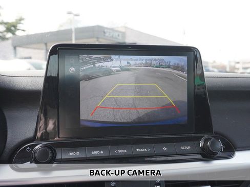 Used 2023 Kia Forte LXS image 4