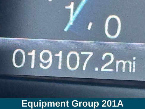 Used 2024 Ford Edge SEL w/ Convenience Package AWD/4WD image 6