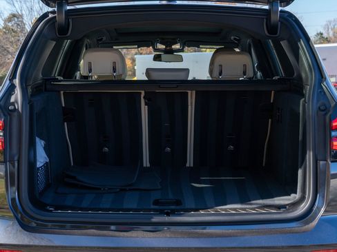 Used 2024 BMW X3 xDrive30i w/ Convenience Package w/ZPA image 13