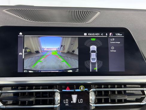 Used 2023 BMW 430i Coupe w/ Premium Package image 31