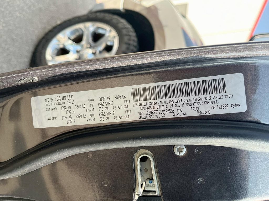 Used 2020 RAM 1500 Classic SLT AWD/4WD image 28