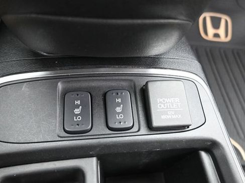 Used 2016 Honda CR-V Touring image 11