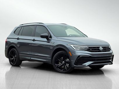 Used 2023 Volkswagen Tiguan SE R-Line