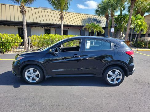 Used 2022 Honda HR-V LX image 9