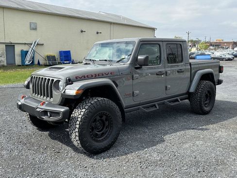 Used 2023 Jeep Gladiator Mojave w/ Cold Weather Group image 4
