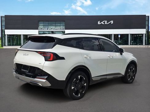 Certified 2026 Kia Sportage SX Prestige AWD/4WD image 4