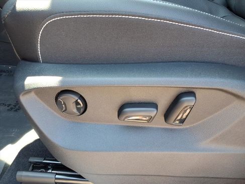 New 2026 Volkswagen Atlas SE image 14