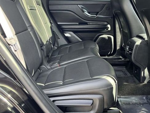 Used 2022 Lincoln Corsair AWD w/ Premium Package image 21