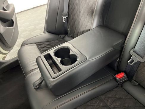 Used 2023 Nissan Maxima SR w/ Sport Mat Group FWD image 45