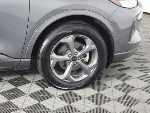 Used 2024 Ford Escape ST-Line image 55