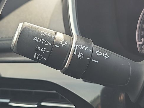Used 2023 Acura MDX SH-AWD w/ Advance Package image 29