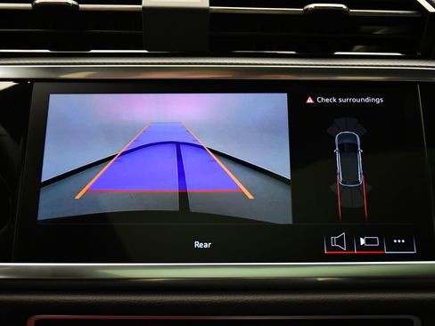 Used 2025 Audi Q3 2.0T Premium w/ Convenience Package AWD/4WD image 27