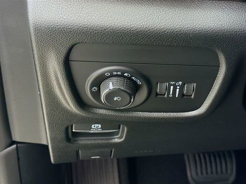 New 2025 Jeep Grand Cherokee L Limited w/ Black Appearance Package image 10